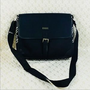 ❌SOLD❌Authentic Burberry Messenger/Diaper Bag